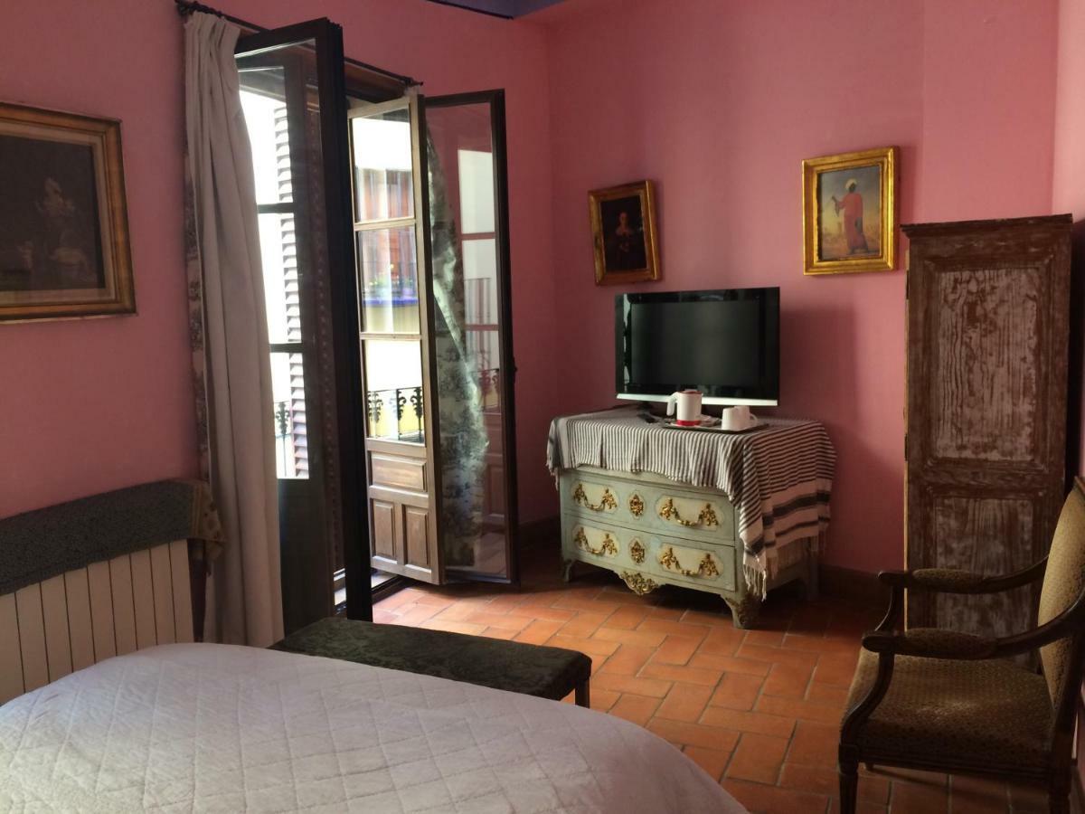 Hostal Casa Del Buen Viaje Siviglia Esterno foto